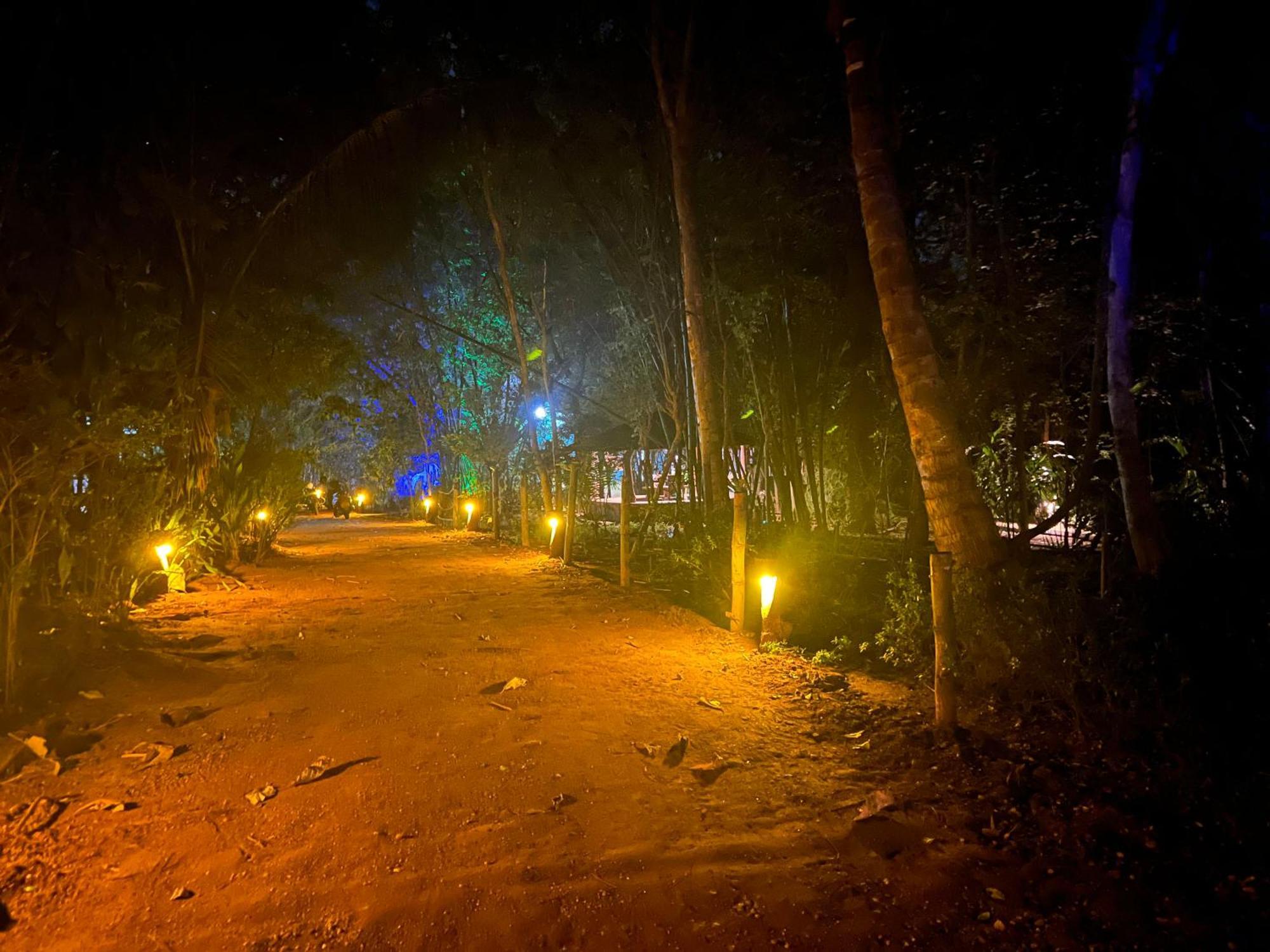 Walawa Blue Sapphire Hotell Udawalawe Eksteriør bilde