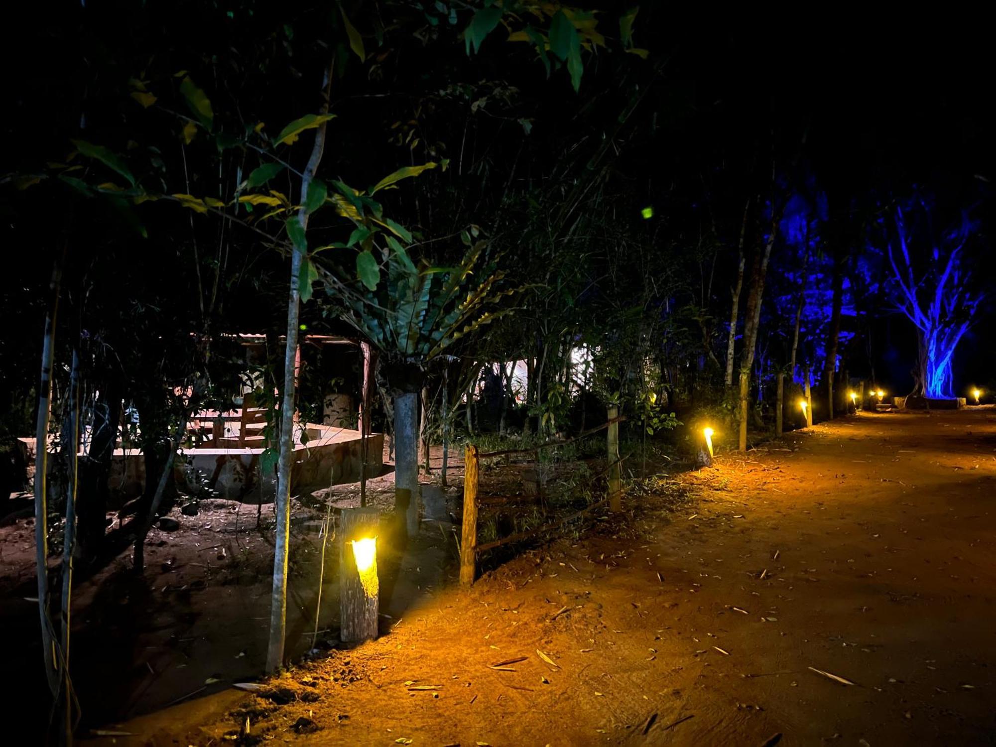 Walawa Blue Sapphire Hotell Udawalawe Eksteriør bilde